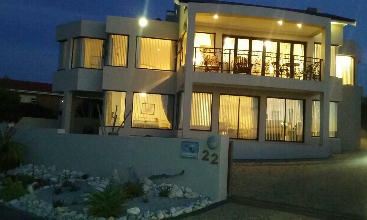 Wave Dancer Bed and Breakfast Gansbaai Exteriör bild